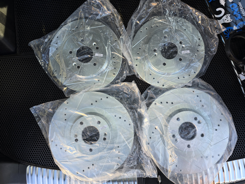 Тормозные диски — KIA Telluride, 3,8 л, 2023 года тюнинг DRIVE2