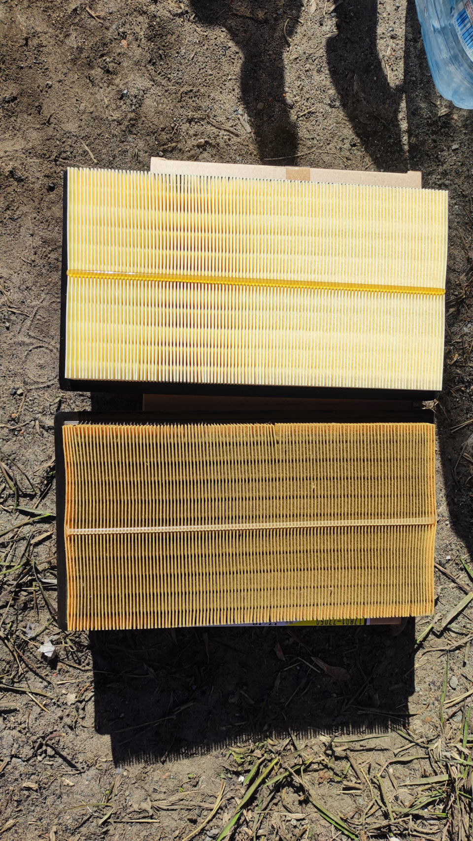 Сравнение грязного оригинального фильтра с чистым аналогом — Toyota Corolla Sport G