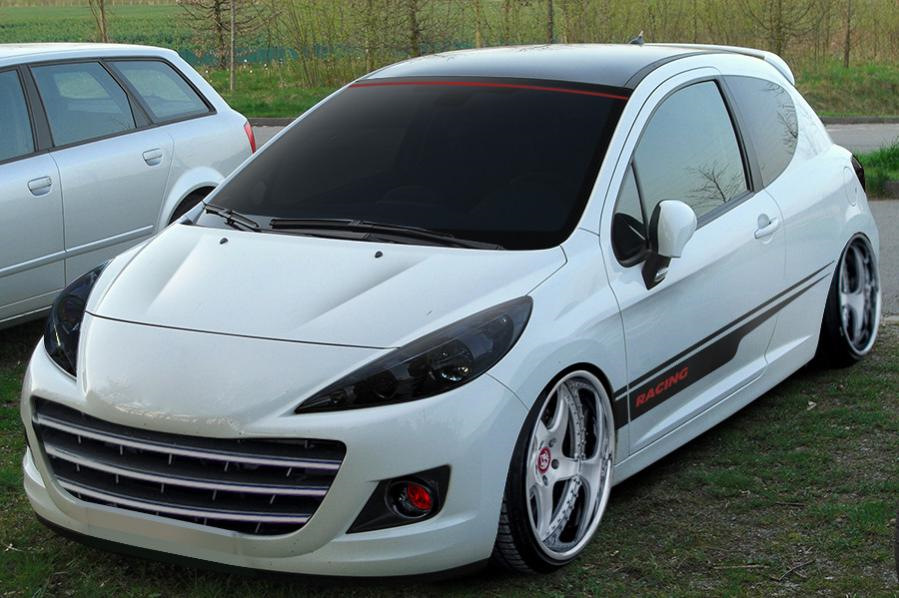 Пежо своими руками. Пежо 207 Стайлинг. Peugeot 207 обвес. Peugeot 207 Tuning. Обвес Пежо 207.