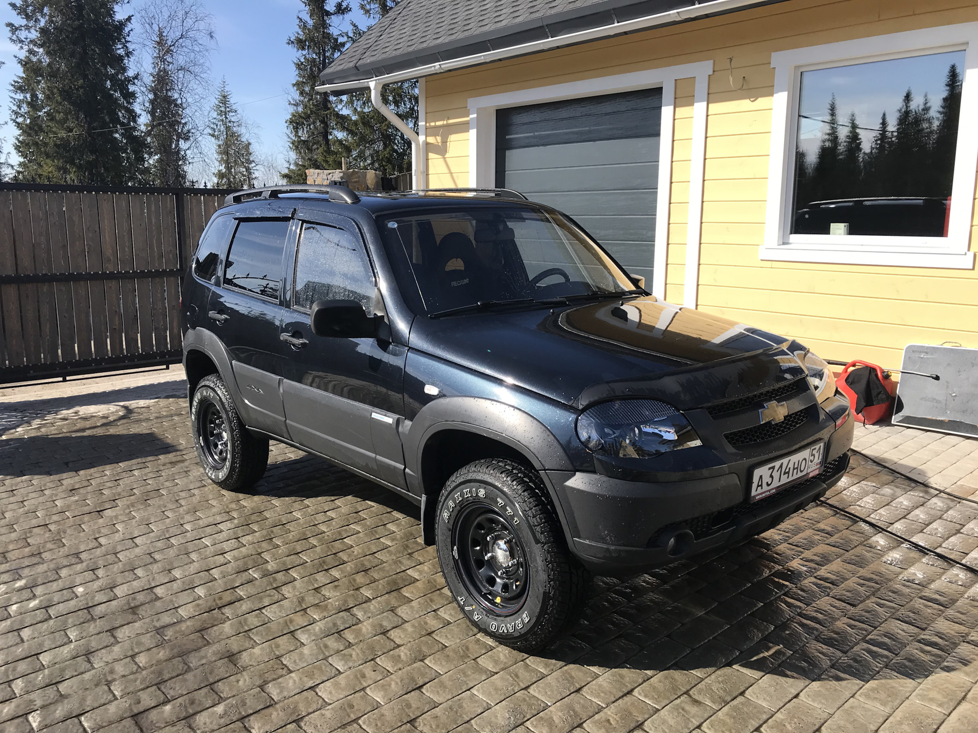 Chevrolet Niva GLX