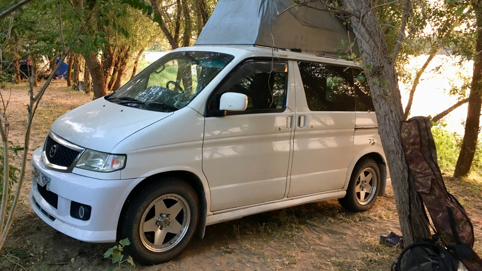 Mazda Bongo Friendee 4.3 дизельный 1999 | Auto Free Top V8 4.3 6at на DRIVE2