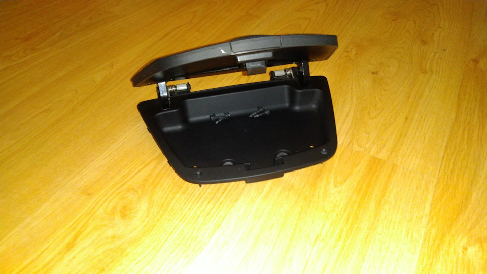 Накладки на пороги — Lada Гранта Лифтбек (2G), 1,6 л, 2019 года ...