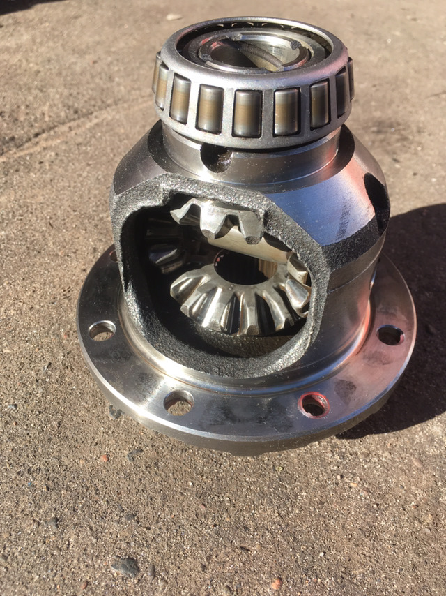 Дифференциал mitsubishi outlander 3. Аутлендер задний дифференциал. Outlander 3 редуктор. Задний мост аутлендер 3. Mitsubishi 3570a031.