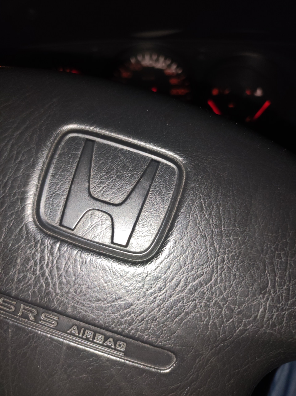 Тряска руля при торможении — Honda Accord (6G), 1,8 л, 2000 года ...