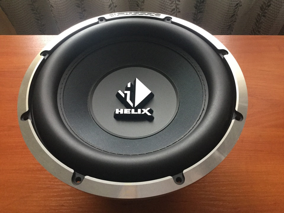 Саб 4 к. Сабвуфер Helix p8 v. Helix p12w svc4. LG z4 сабвуфер. Helix p10 e