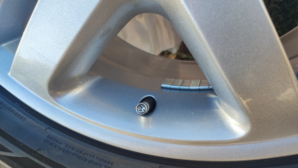 Подготовка комплекта колес на зиму — Volkswagen Touareg (1G), 3 л, 2007 ...