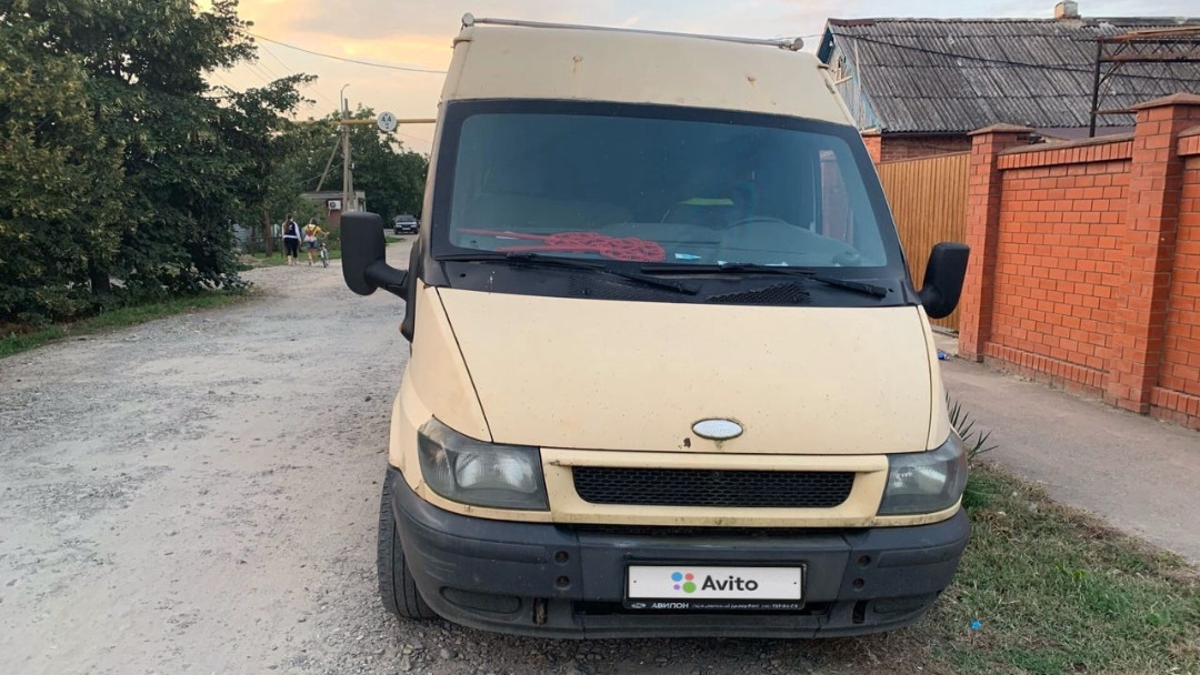 3 бензин. 3 бензин. Ford transit капот. 2. Форд транзит 2.
