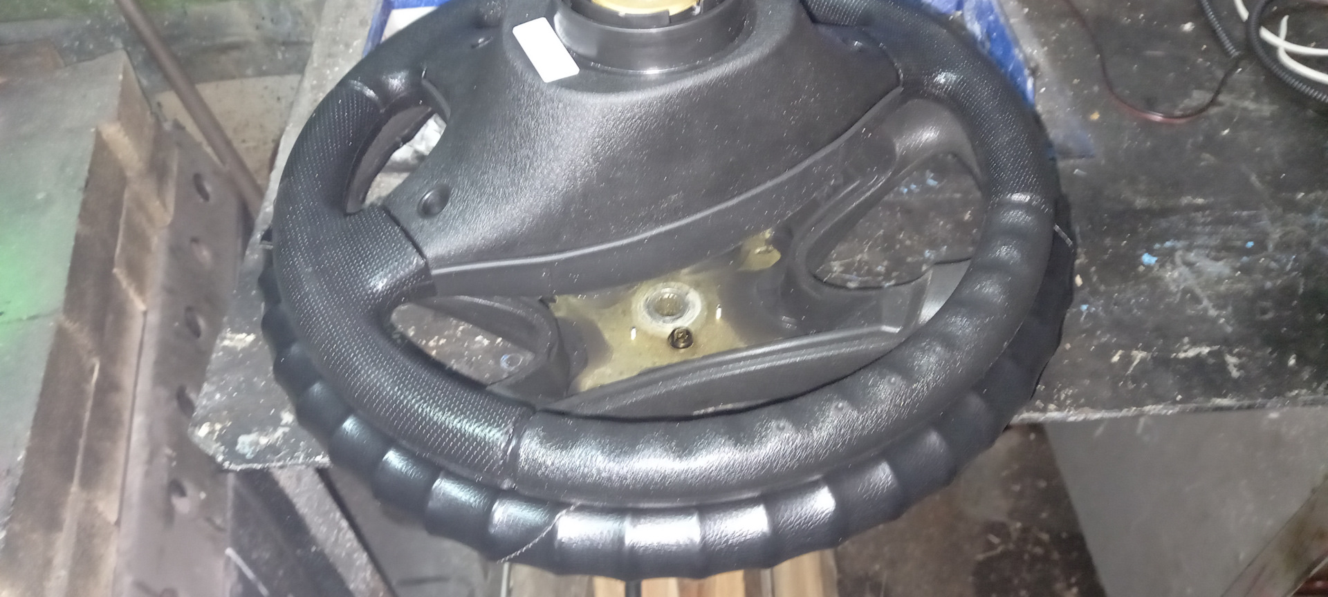 Установил руль от Нивы-Урбан. — Lada 4x4 5D, 1,7 л, 2020 года | своими ...