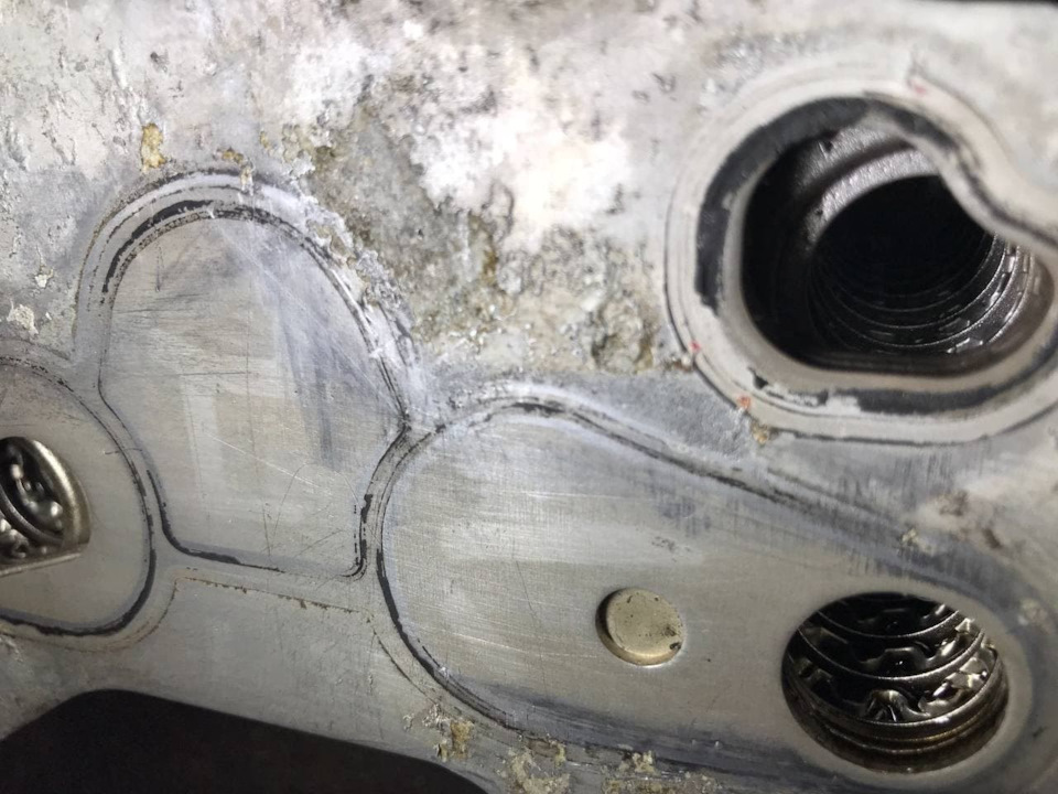 Замена корпуса масляного филтра, масляного радиатора и свечей ...