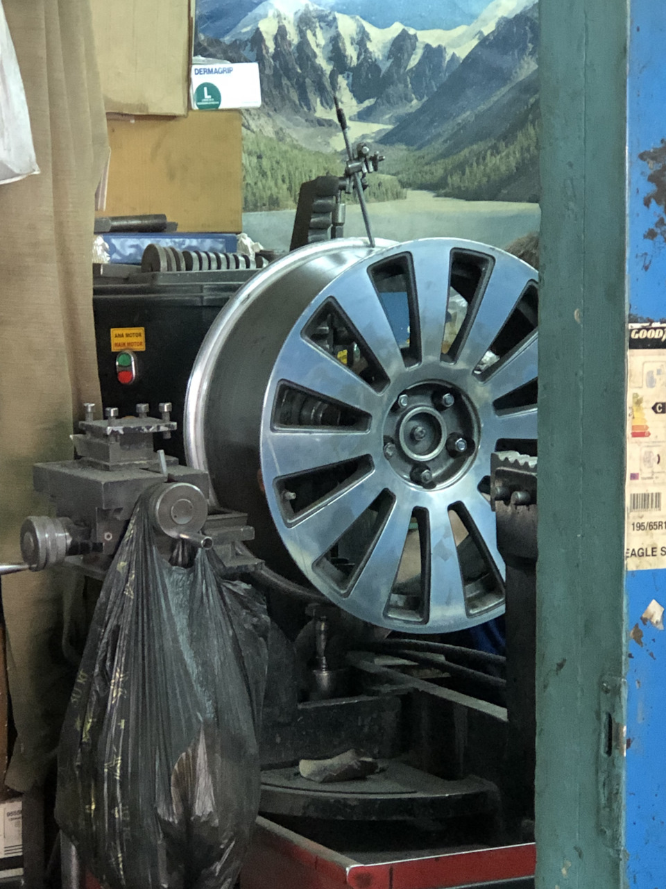 Заехал диски прокатать — Audi A8 (D3), 4,2 л, 2007 года | визит на ...