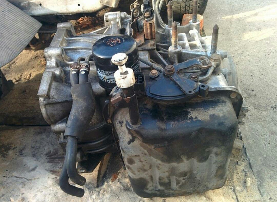 АКПП F4A42 ЗАМІНА МАСТИЛА — Mitsubishi Galant (8G), 2,5 л., 1998 года ...