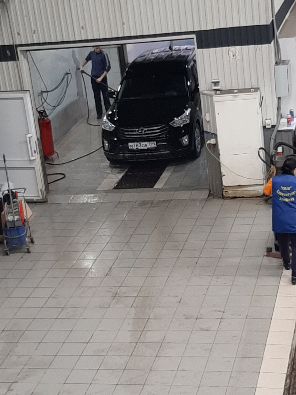 Заменили кнопку открывания багажника! — Hyundai Creta (1G), 1,6 л, 2019 ...