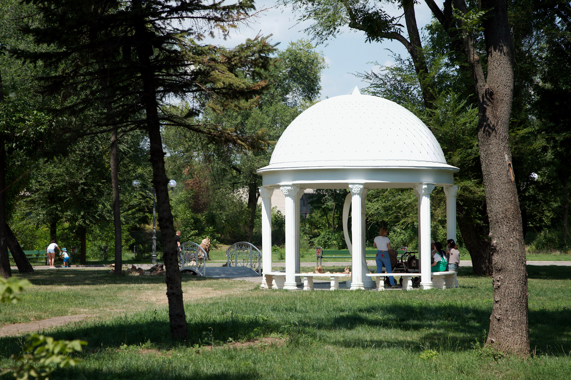 Парк горького луганск