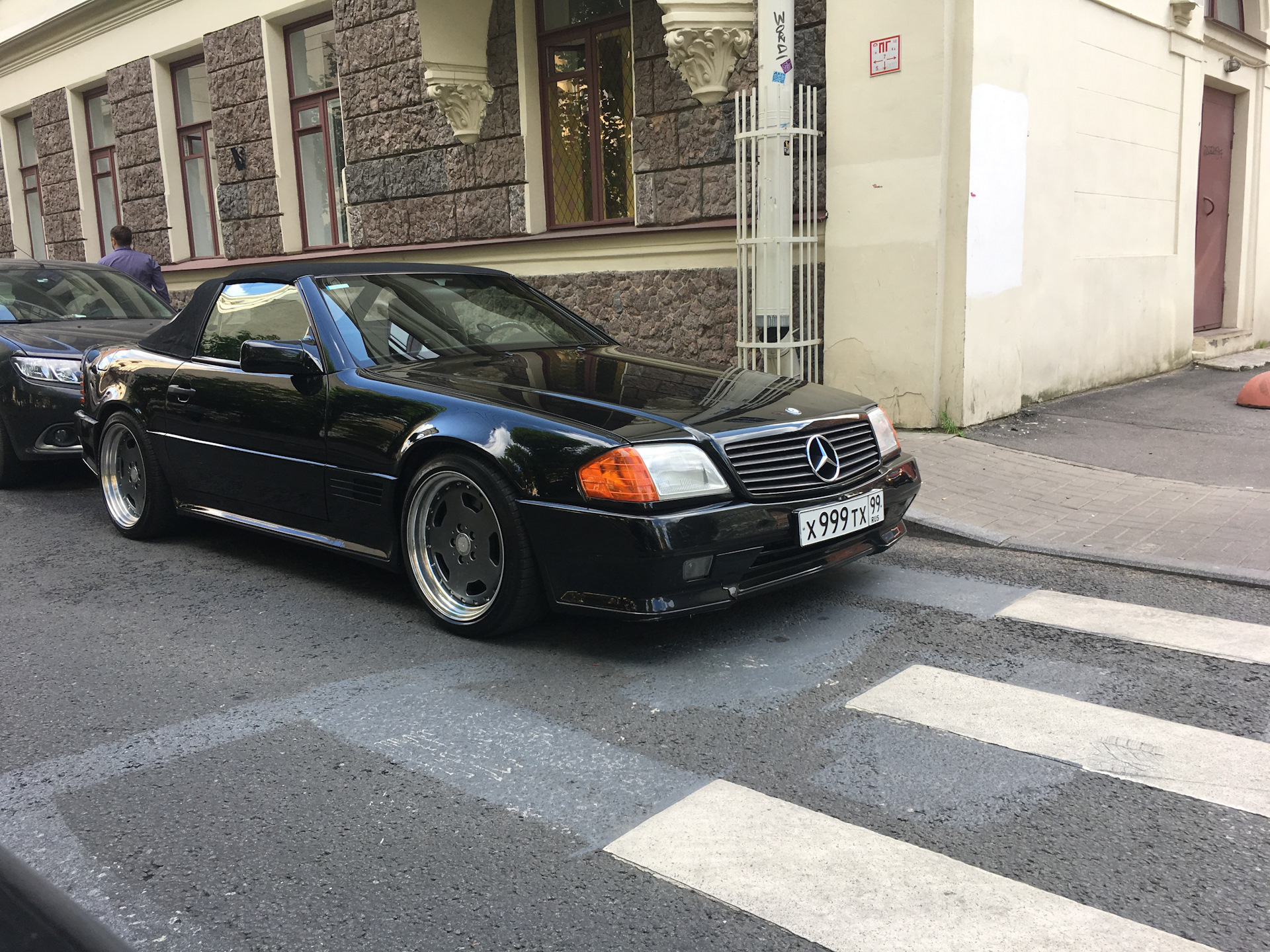 Mercedes SL 124