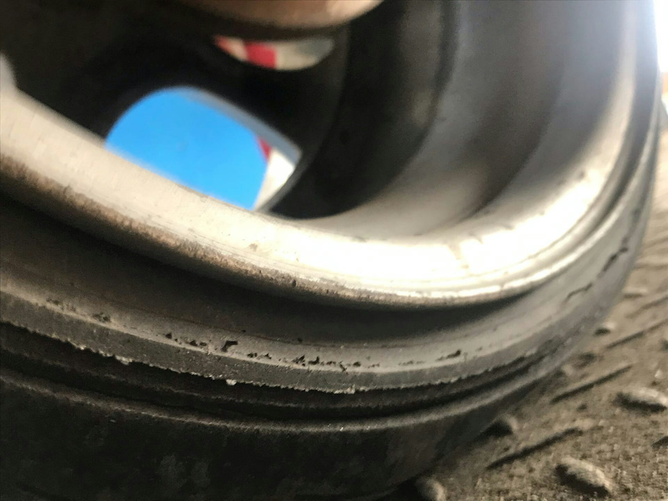 Война с биением в руле. Сломался бардачок! — Nissan Skyline (R33), 2,5 ...