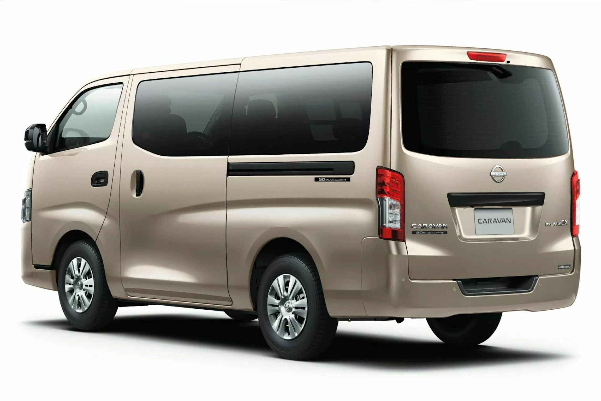 New Nissan NV200 and NV350 Panel Vans Shake Up LCV Market