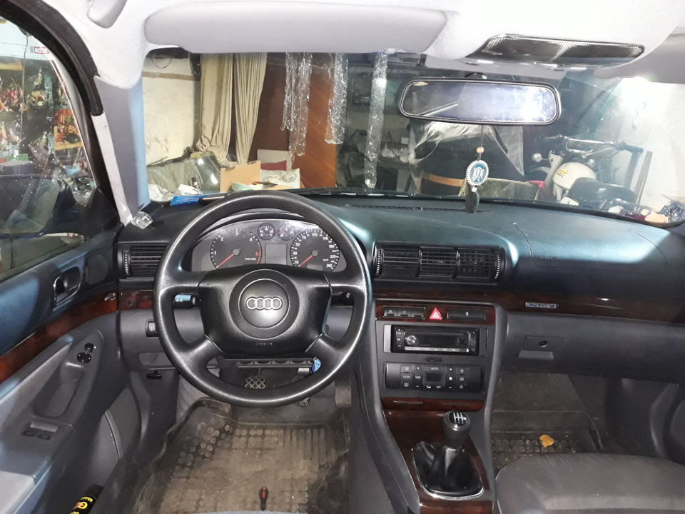 стало — Audi A4 Avant (B5)