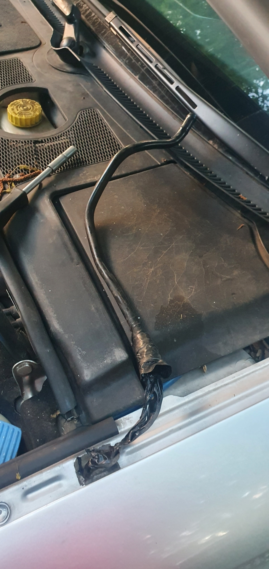 Замена лягушки тормоза и нашел подсос — Audi A4 Avant (B6), 2 л, 2003 ...