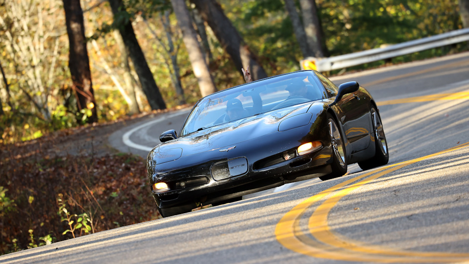 Chevrolet Corvette Суперкар для Бедных