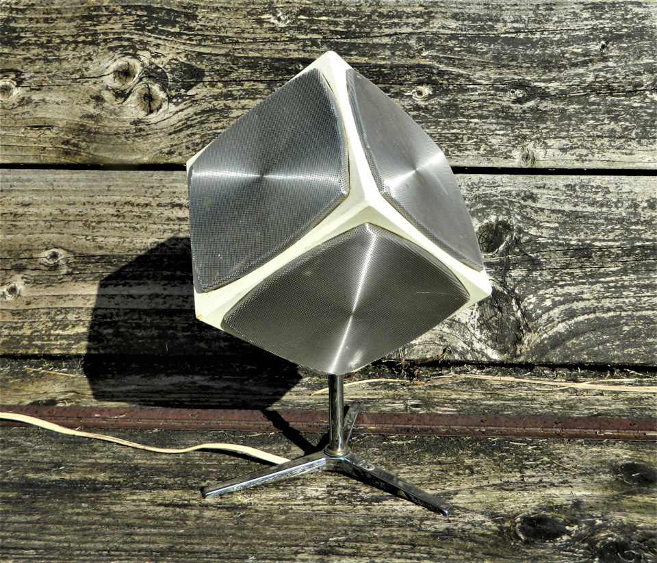 4934211 テレビ・オーディオ・カメラ grundig audiorama 700 cube speakers