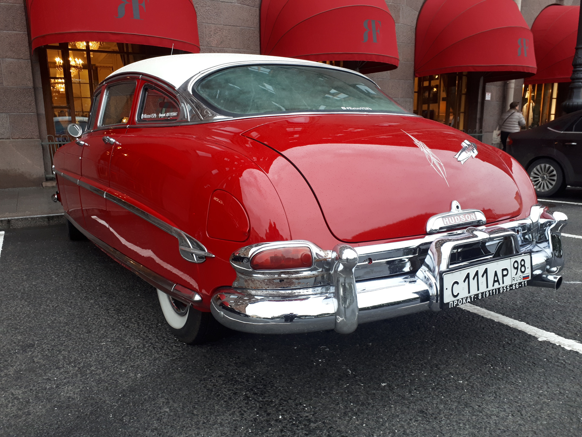 Hudson Hornet 1951 Red