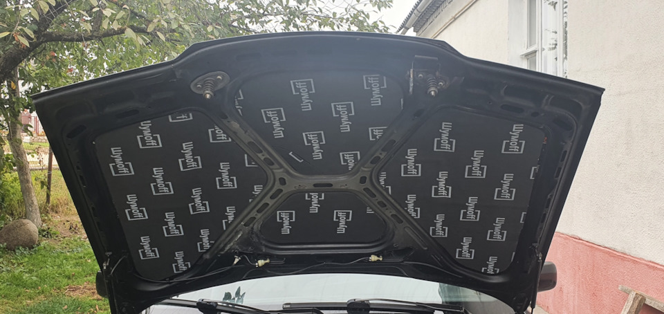 Шумоизоляция капота — BMW 3 series (E36), 2 л, 1997 года | тюнинг | DRIVE2