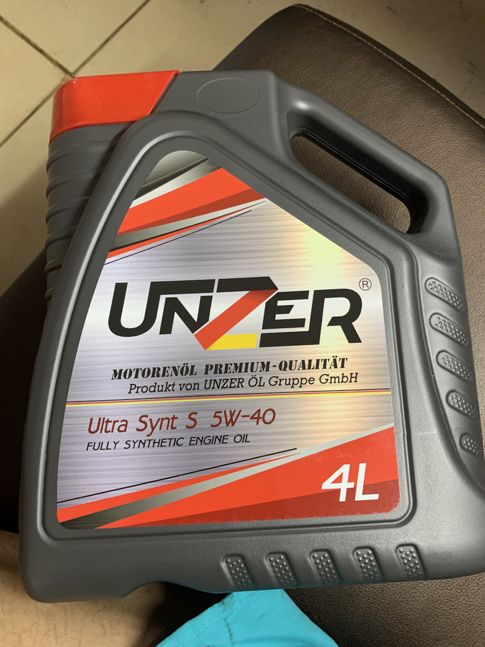Масло Unzer Ultra Synt S 5w-40 — Lada Приора седан, 1,6 л, 2014 года ...