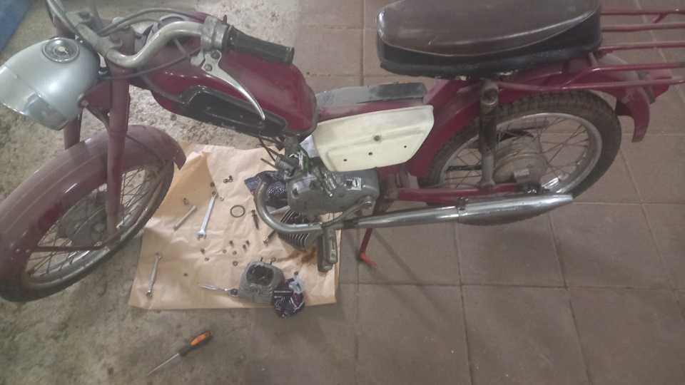 Замена поршневых колец на мопеде Сыроежкина — DRIVE2