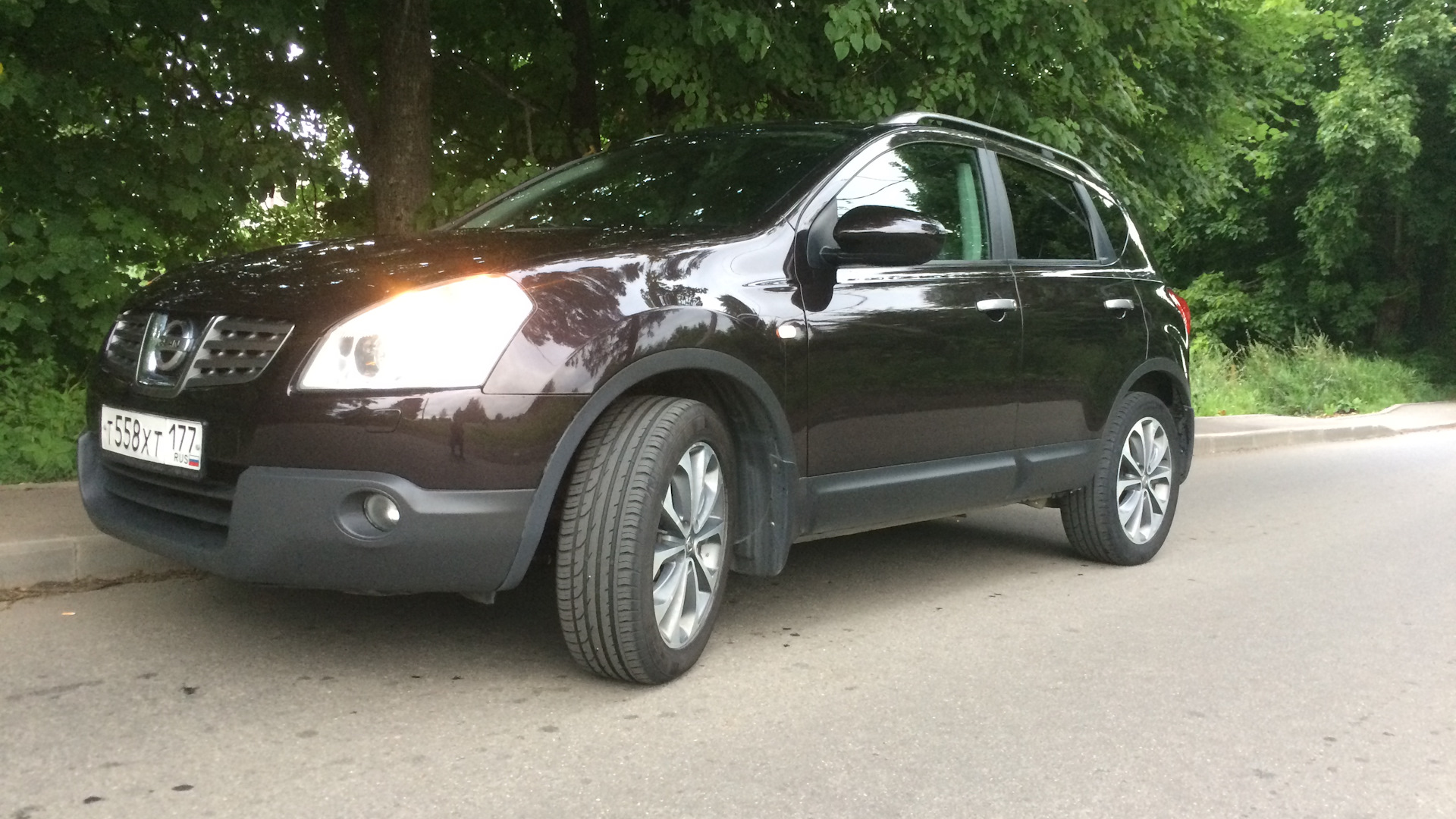 Nissan Qashqai (1G) 2.0 бензиновый 2009 | цвет настроения баклажан на DRIVE2