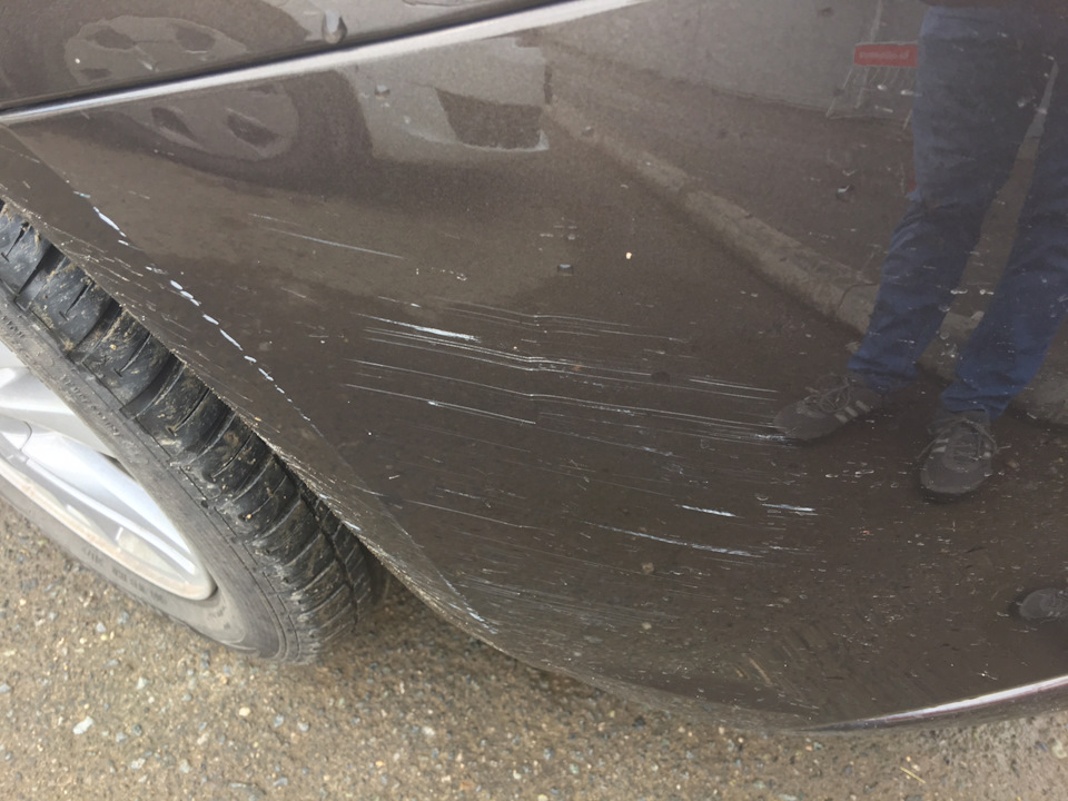 Поцарапали бампер — Lada Vesta, 1,6 л, 2017 года | ДТП | DRIVE2