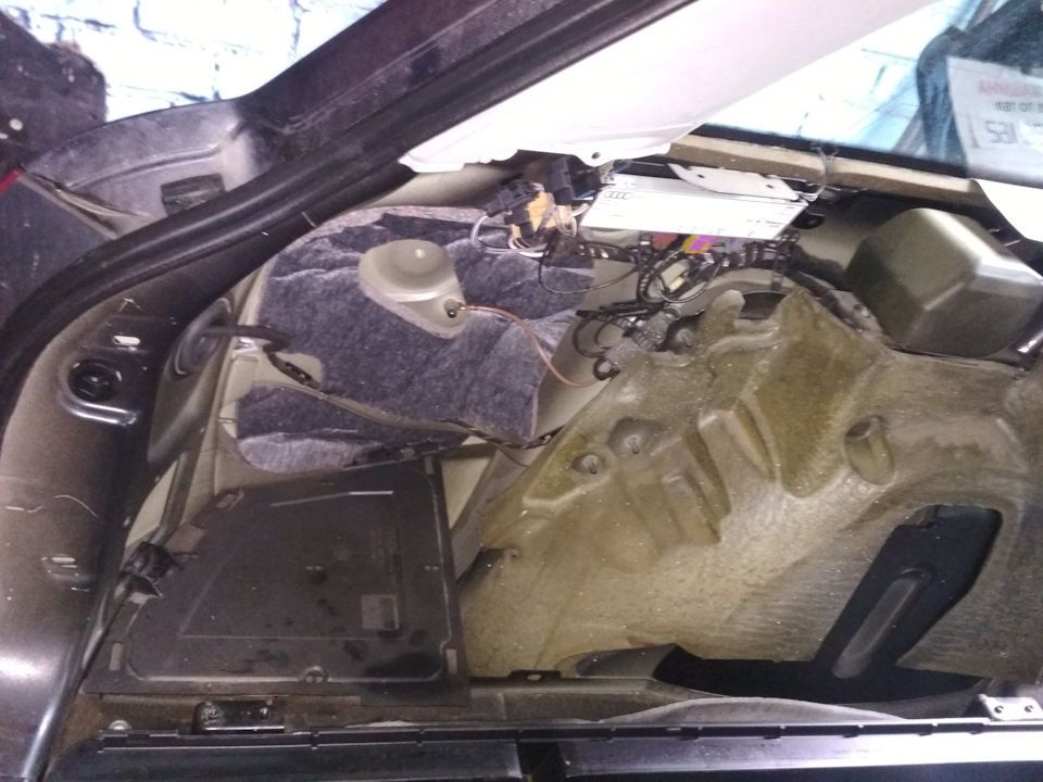 Чистим сеточку топливного насоса — Audi A4 (B7), 1,9 л, 2006 года ...