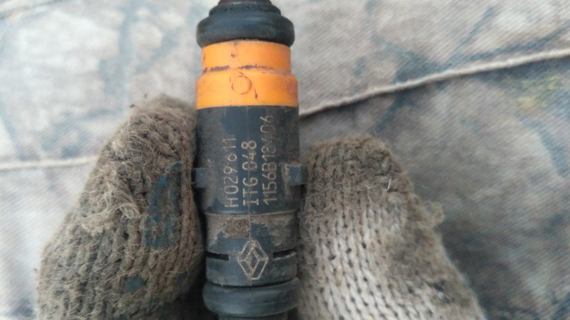 Форсунки к4м рено. Форсунки к4м рено. Форсунка катализатора рено сценик к9к. Форсунка топливная renault logan 2. Форсунки к4м рено.