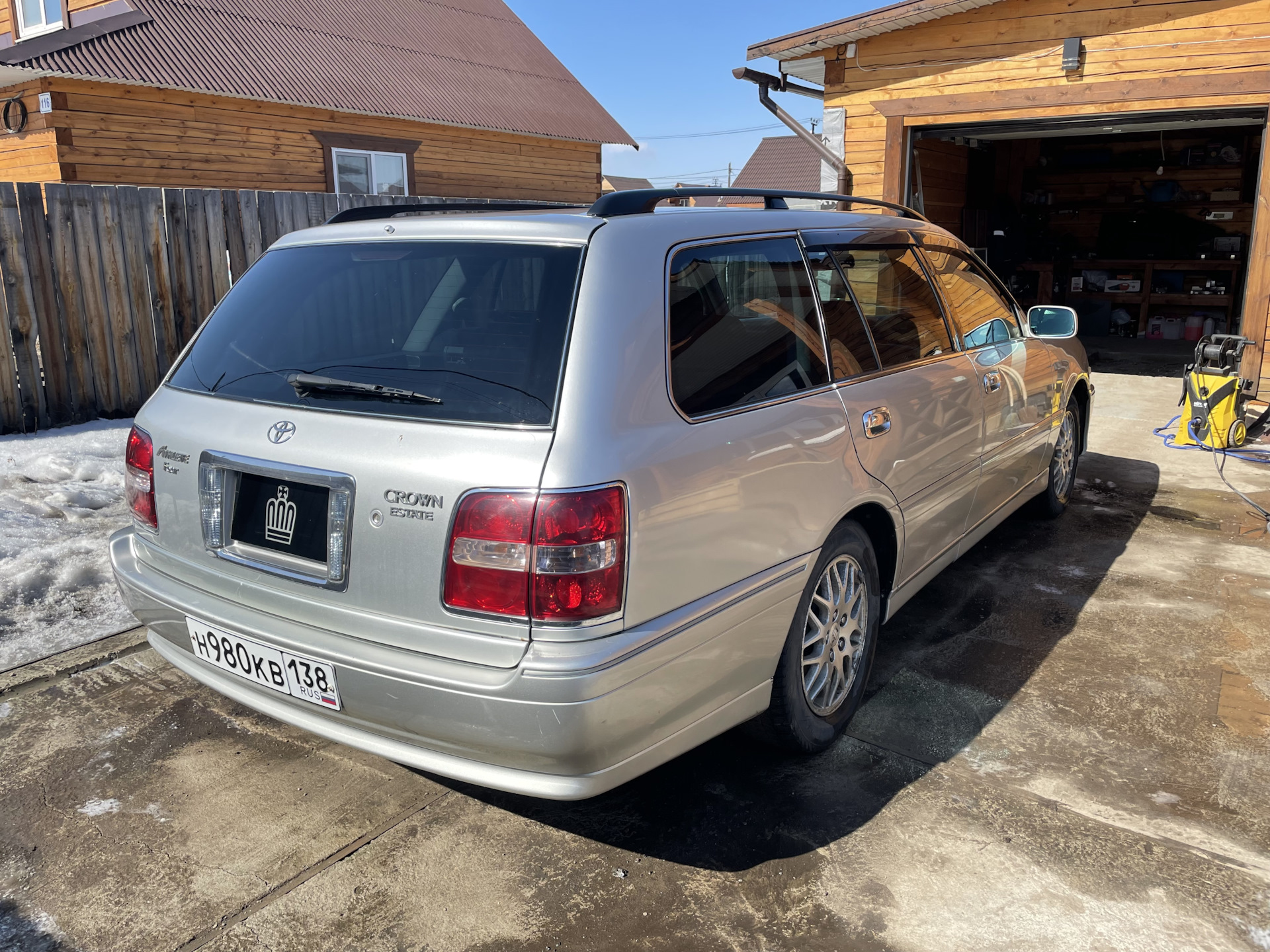 Замена кузовных элементов — Toyota Crown Estate, 2,5 л, 2003 года ...