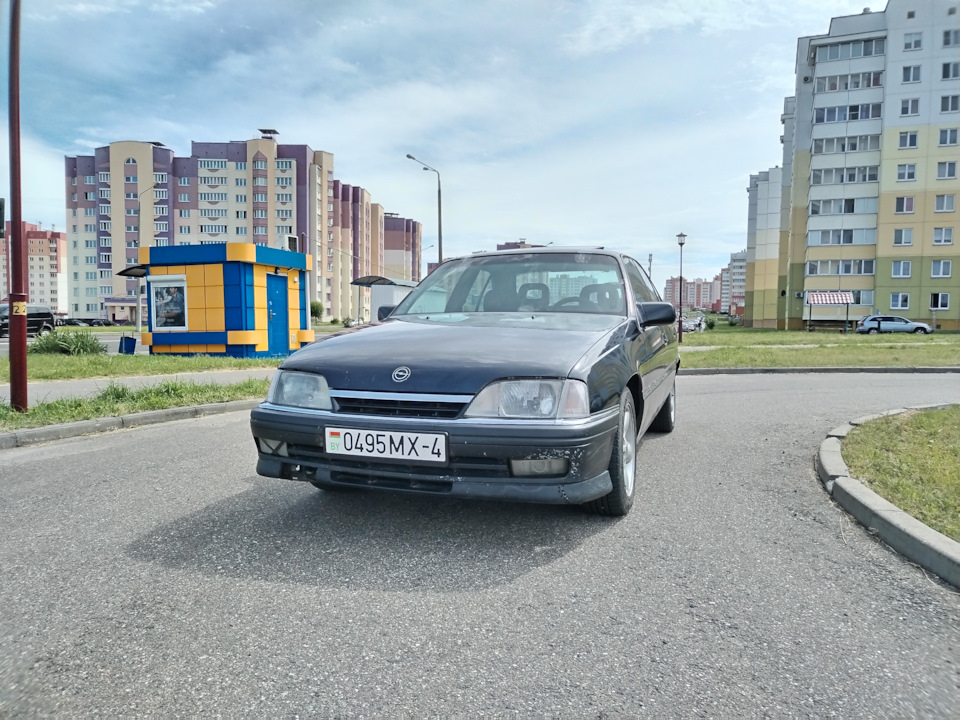 Установка лобового стекла и первый боевой выезд. — Opel Omega A, 3 л ...
