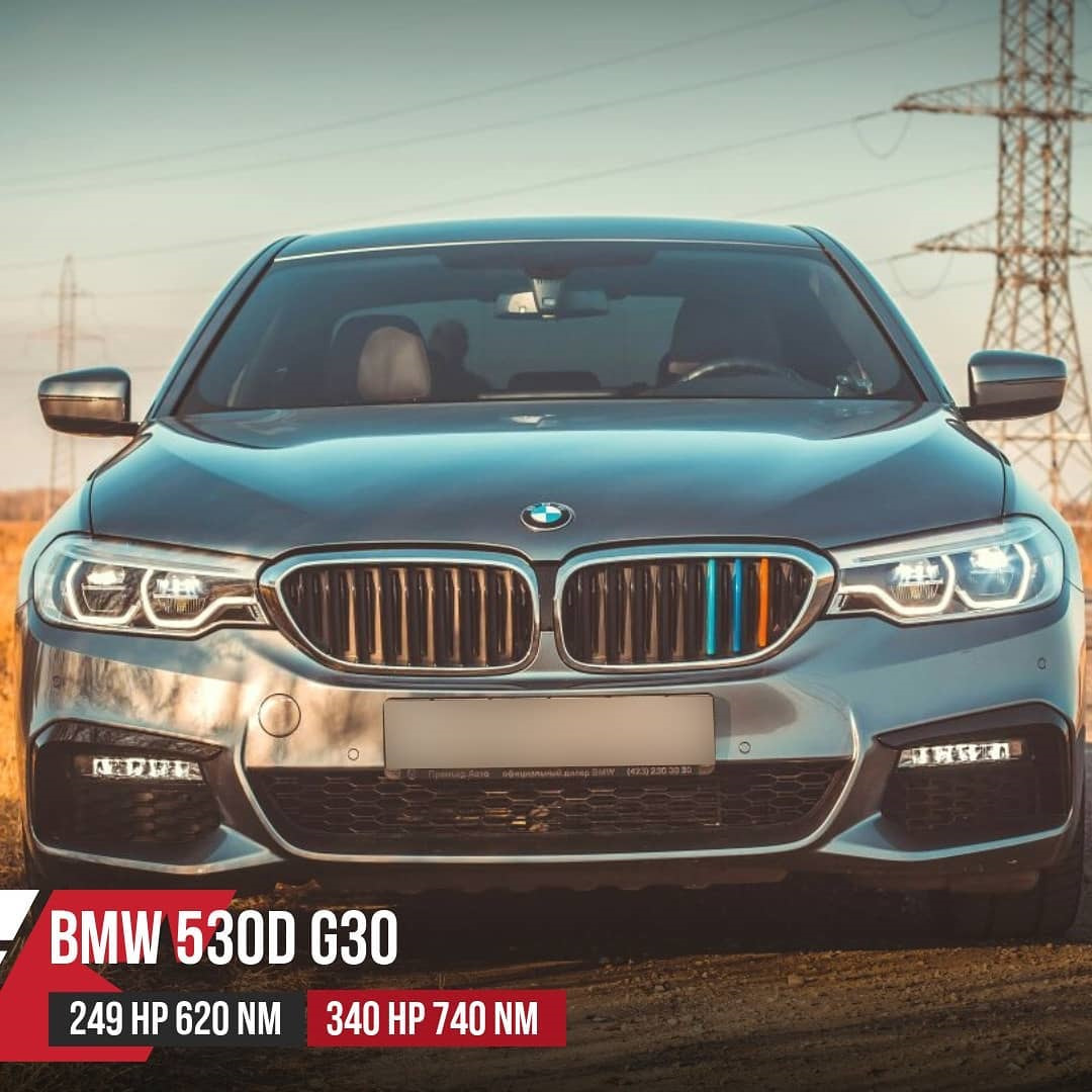 Чип бмв g30. BMW 5 f10 vs g30. BMW f10 vs f10lci. BMW f10 Рестайлинг. БМВ 5 g30 дорестайлинг
