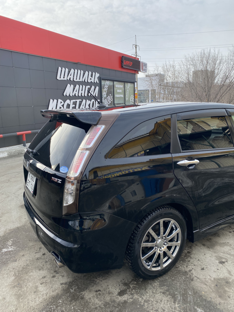 Спойлер — Honda Stream (RN6-9), 1,8 л, 2013 года | стайлинг | DRIVE2