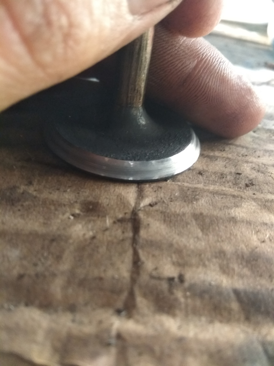 Матовая полоса с проблеском не держит. — Lada 2120 Надежда