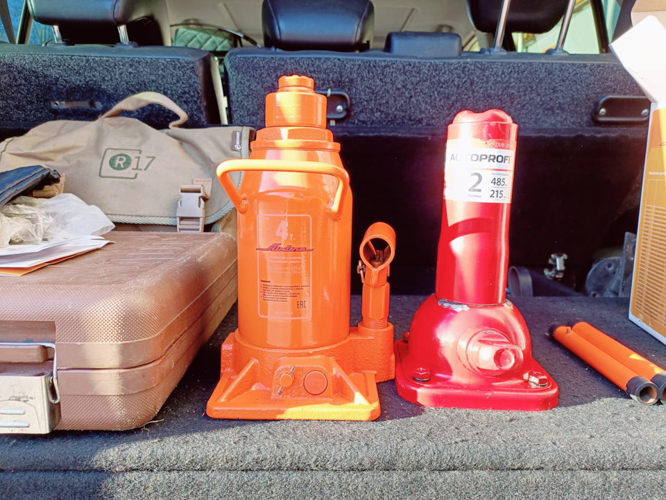 Сравнение габаритов со старым домкратом — Suzuki Grand Vitara (2G)