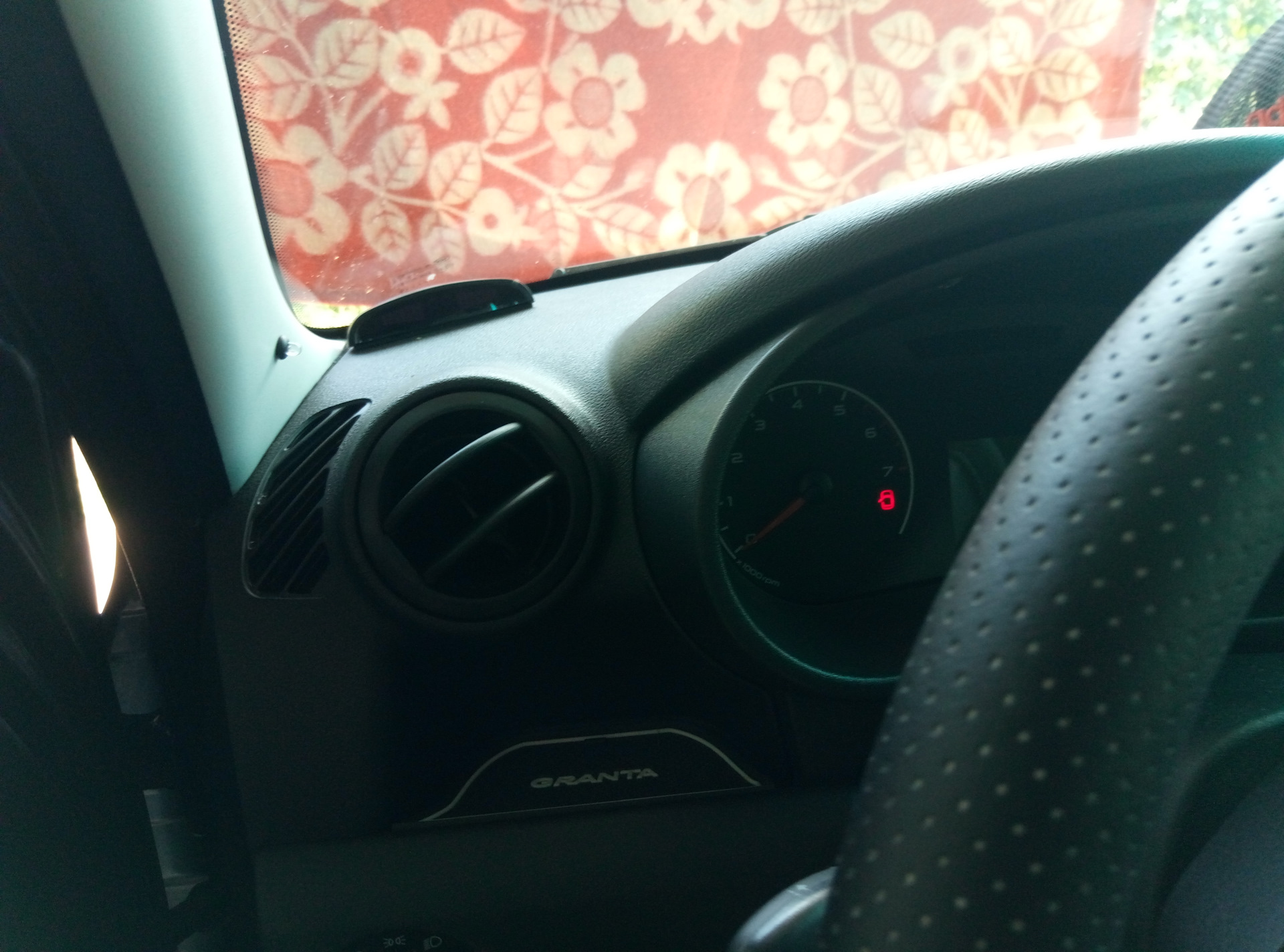 парктроник — Lada Гранта (1G), 1,6 л, 2015 года | электроника | DRIVE2