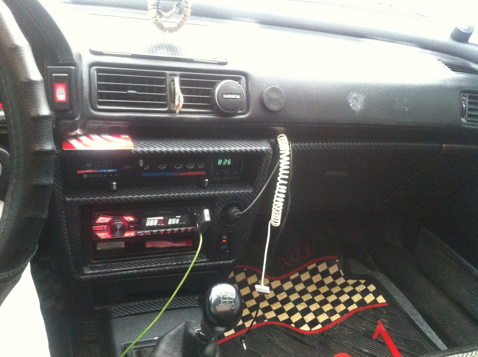 Обтяжка деталий торпеды карбоном! — Toyota Celica (160), 2,2 л, 1987 ...