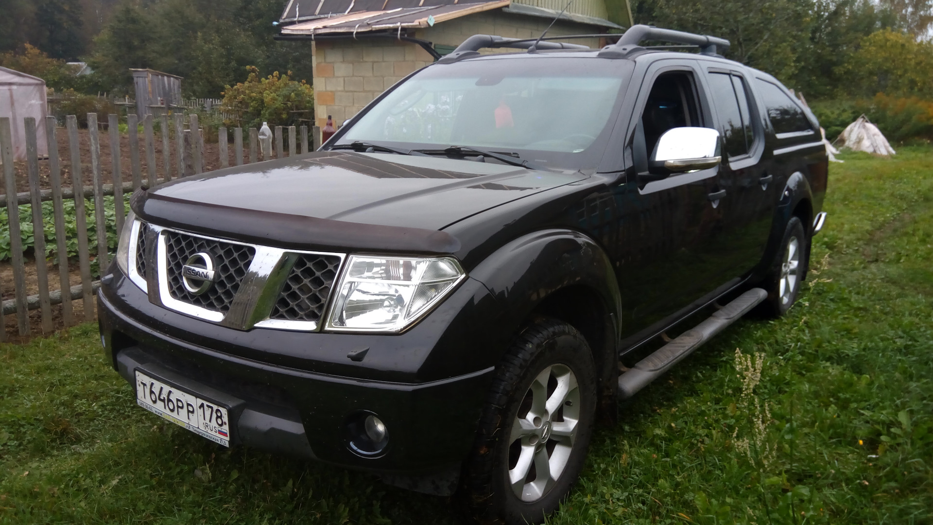Отзывы ниссан навара 2. 5 дизель. Белый ниссан навара 2. Nissan navara отзывы. 5.