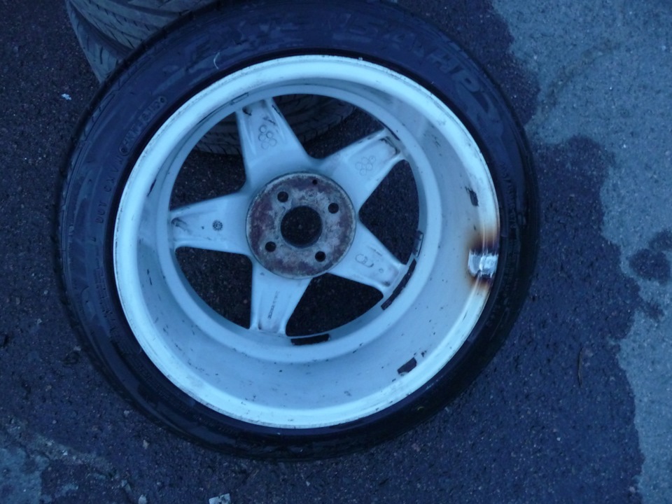 Продаю AZEV A R16 205 \45 )С новой резей — Lada 2115, 1,5 л, 2005 года ...