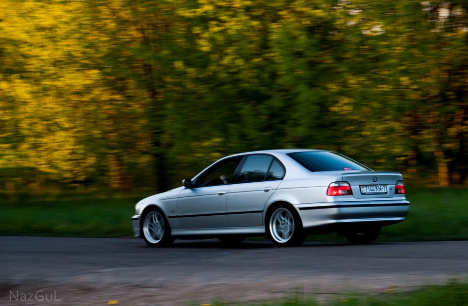 Кузов на бмв е39. БМВ 39 кузов. BMW 5 39 кузов. БМВ е39 в кузове 500.