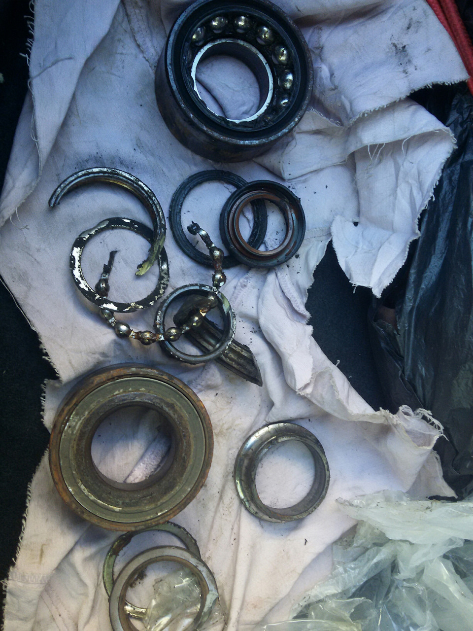 Передние ступичные подшипники# подвесной подшипник — Peugeot 406, 2 л ...