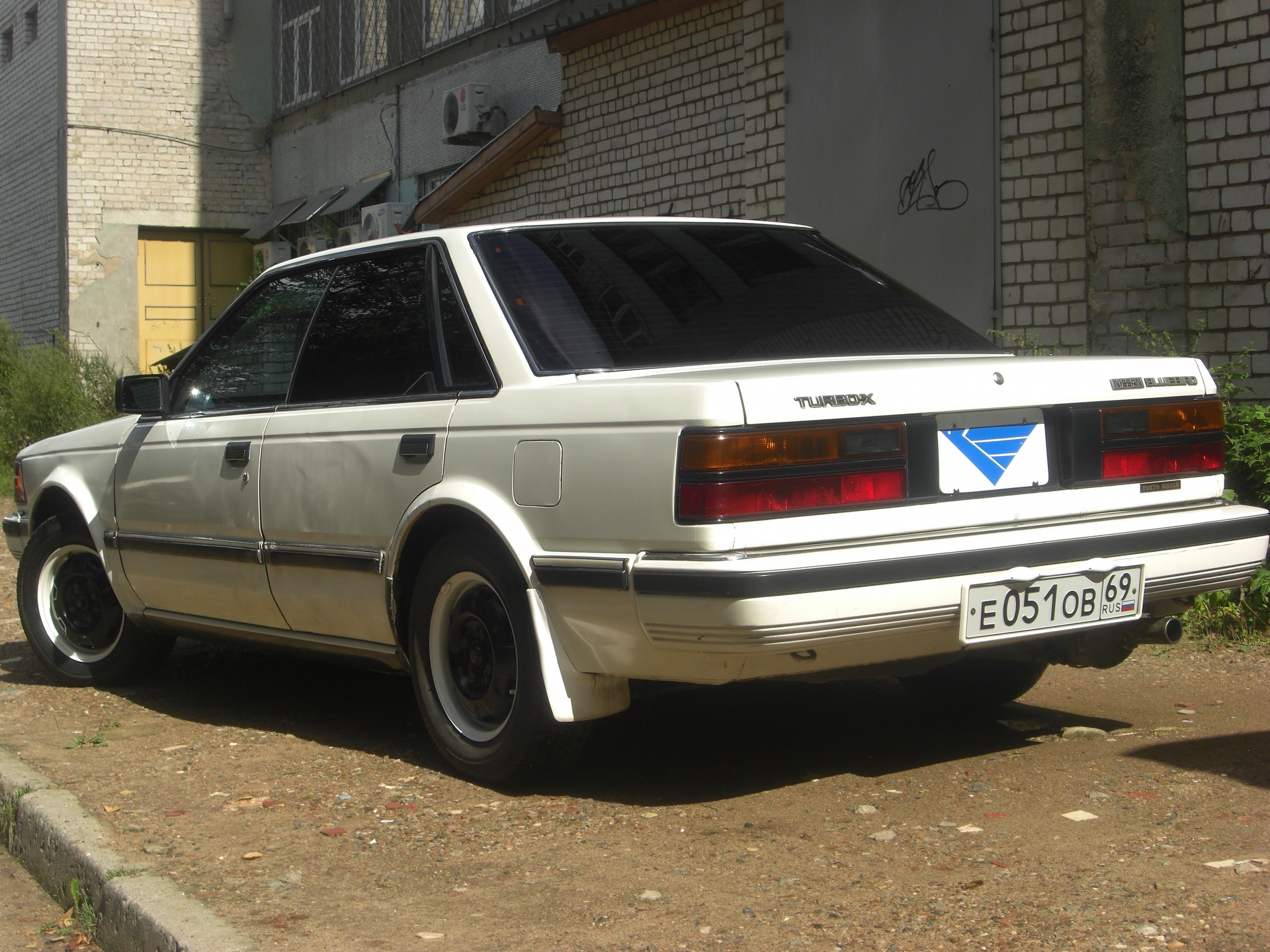 nissan bluebird С„РѕС‚Рѕ