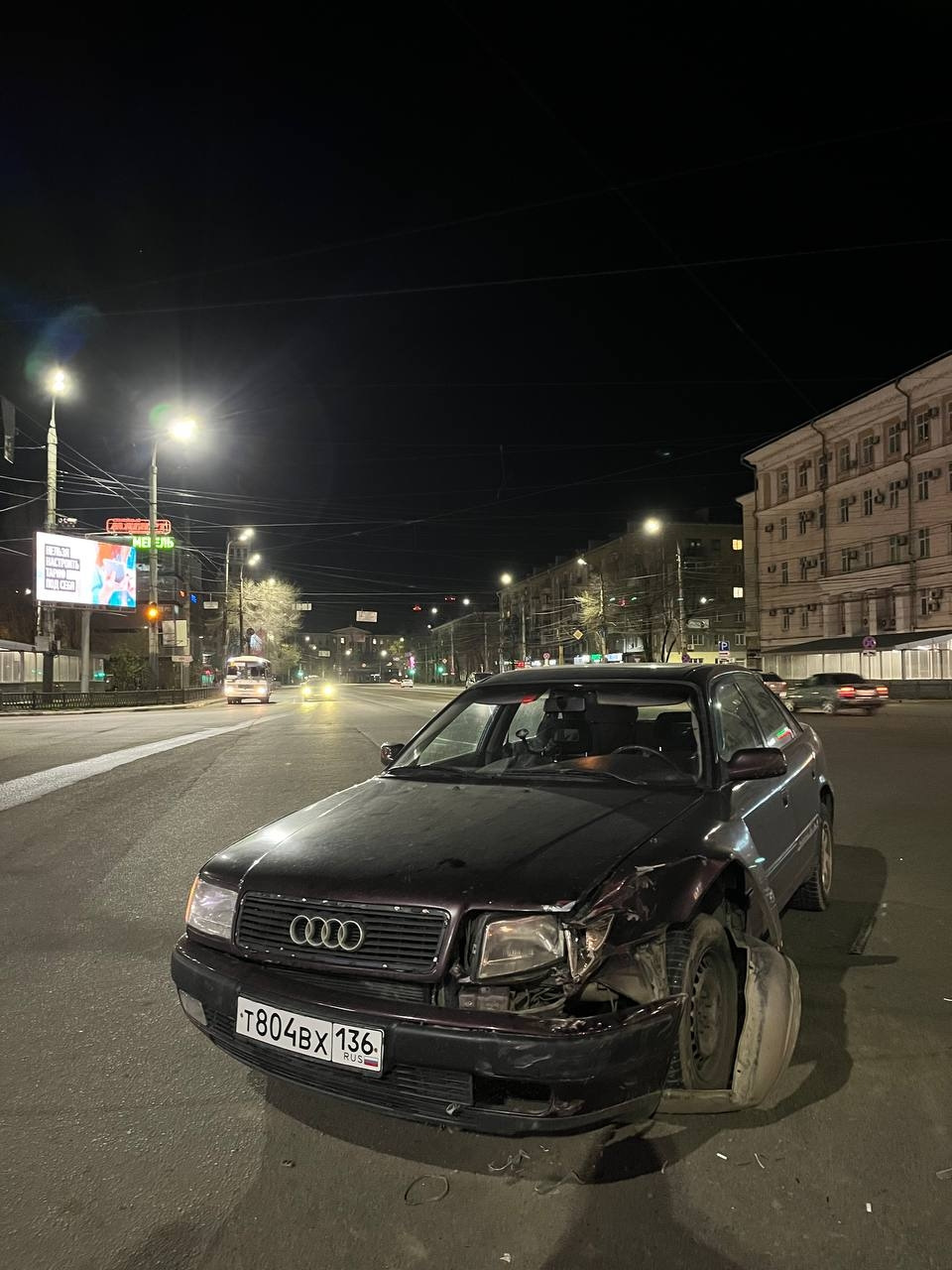 Битая вишня( — Audi 100 (C4), 2,6 л, 1993 года | ДТП | DRIVE2