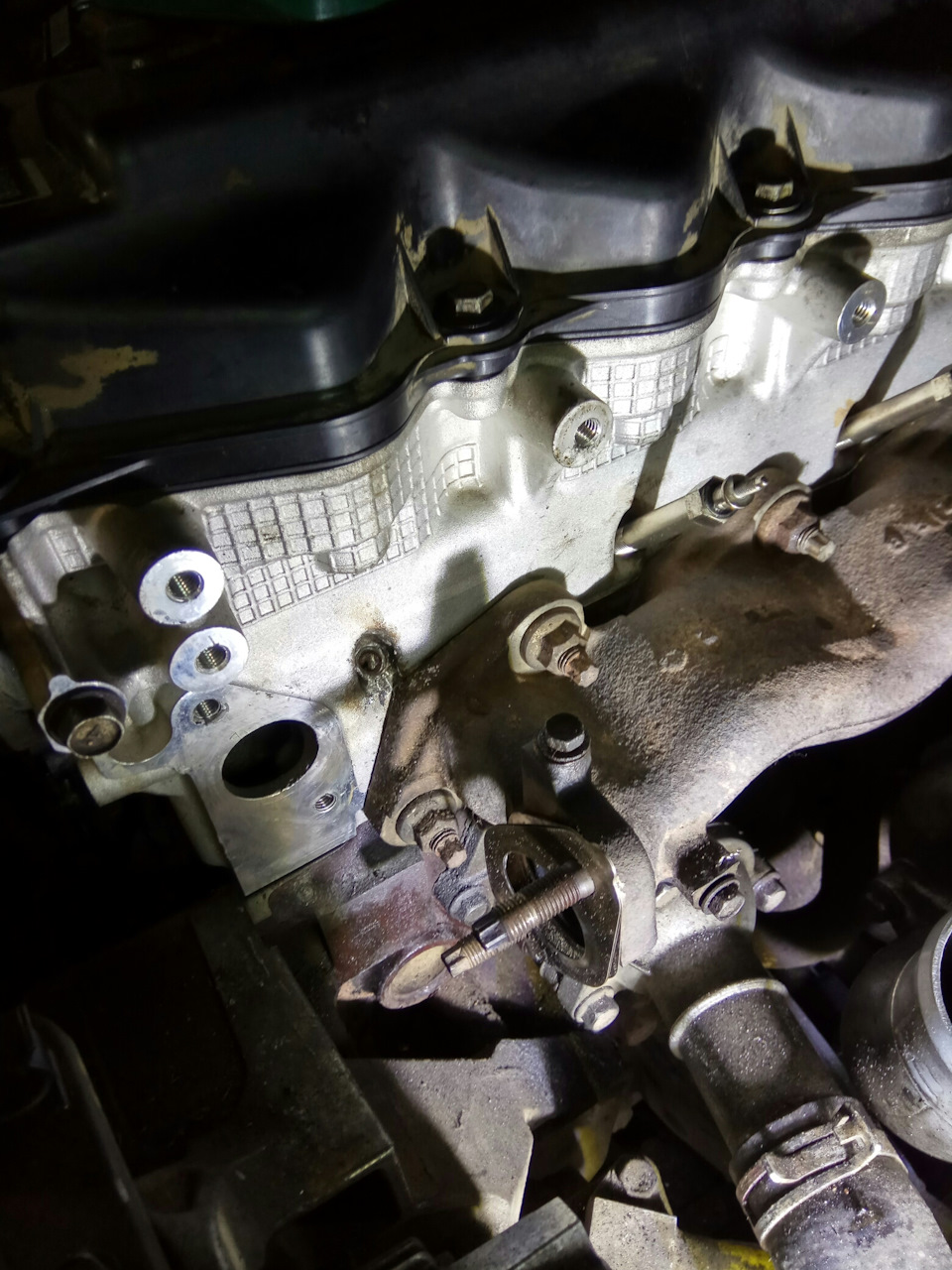 Обломилась свеча накала — Nissan Pathfinder (3G), 2,5 л, 2008 года ...