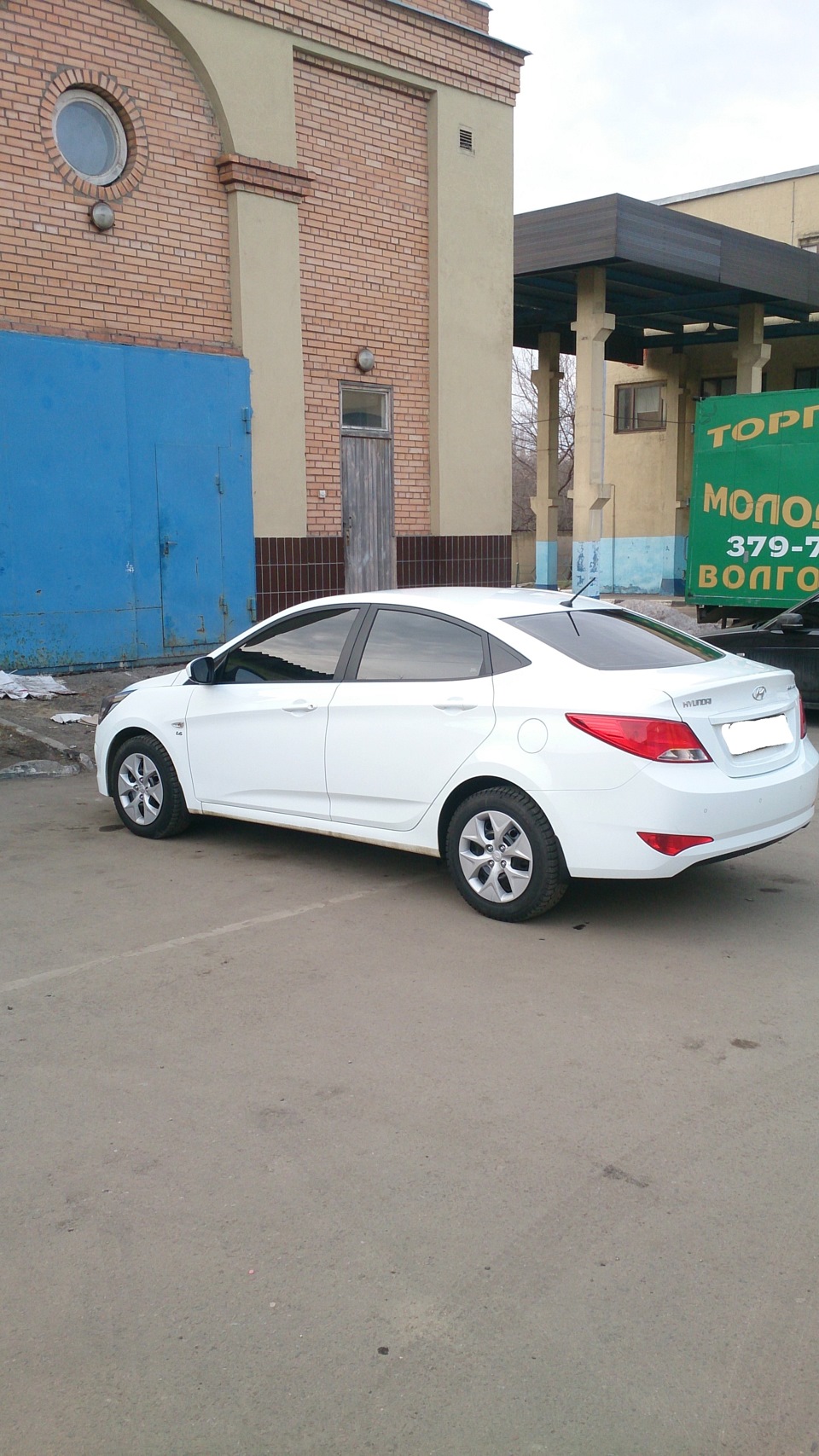 Порадовал свою малышку! — Hyundai Solaris, 1,6 л., 2015 года | мойка ...