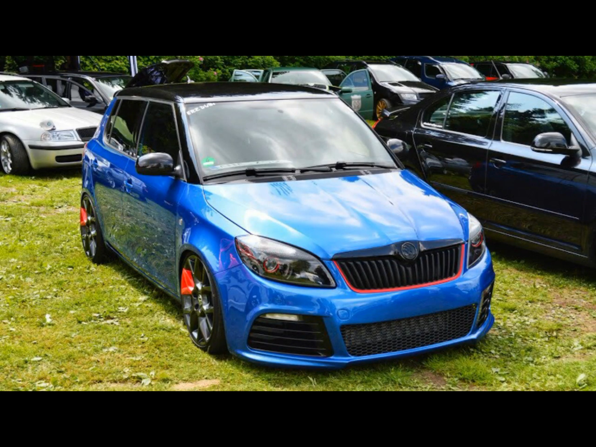 Skoda Fabia белая тюнинг