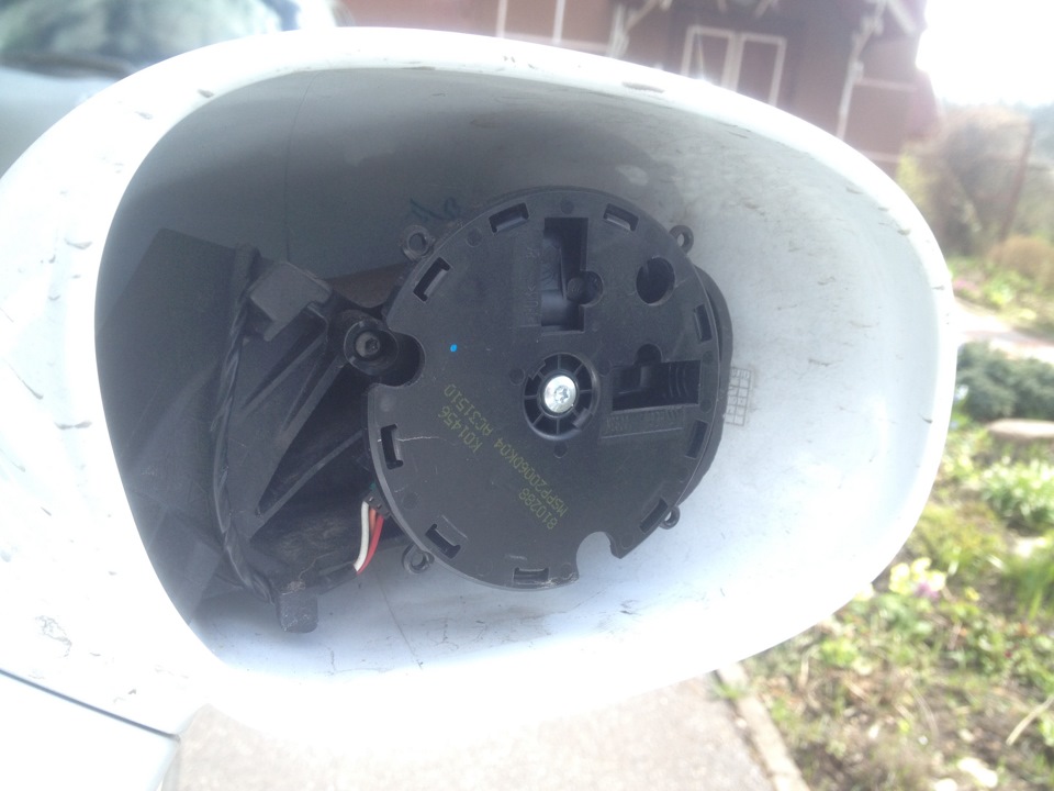 135. Установка зеркал с подогревом. Часть 1. — Dodge Challenger, 3,6 л ...